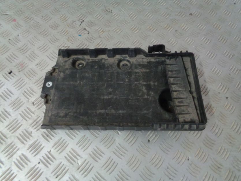 VOLVO V40 II LIFT PODSTAWA AKUMULATORA 31301934