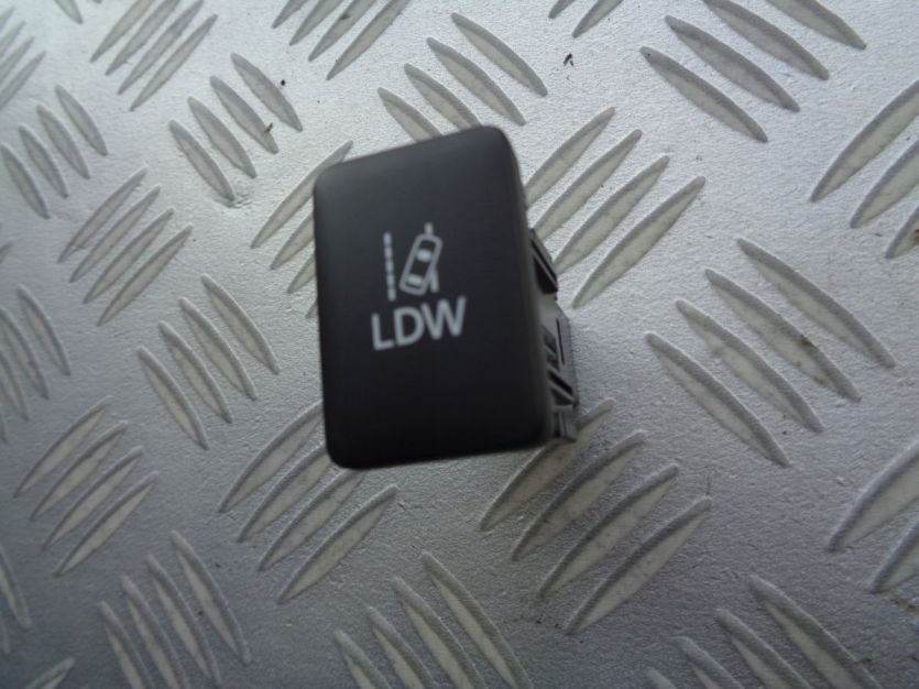MITSUBISHI OUTLANDER III PRZYCISK LDW 8610A217
