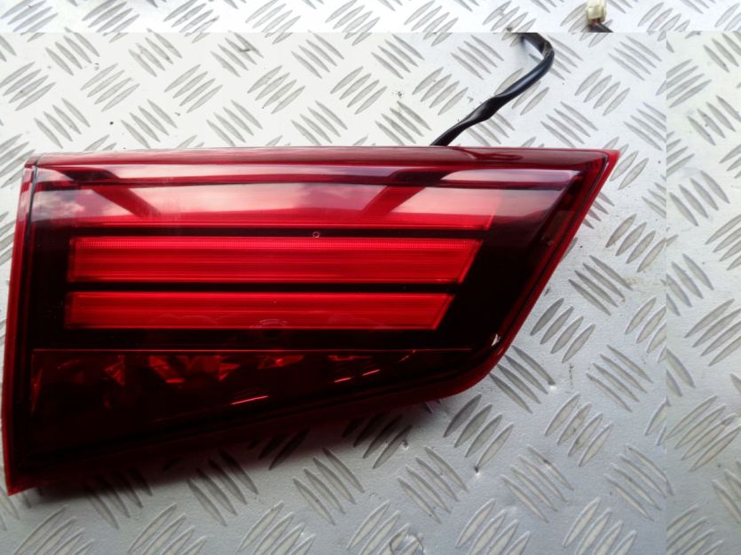 MITSUBISHI OUTLANDER III LAMPA LEWA TYL TYLNA