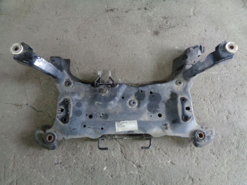 VOLVO V40 II LIFT 2.0 D SANKI PRZOD PRZEDNIE