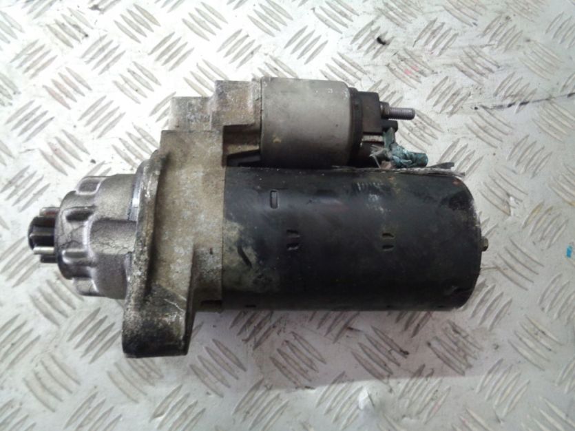 VW TOUAREG I 2.5 TDI ROZRUSZNIK 070911023B