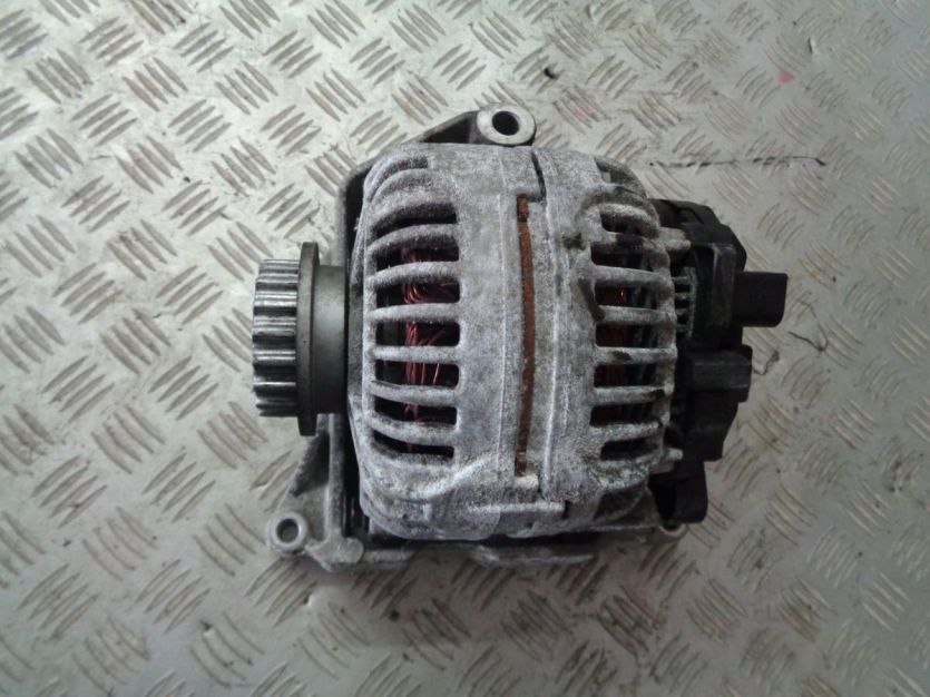 VW TOUAREG I 2.5 TDI ALTERNATOR 070903024