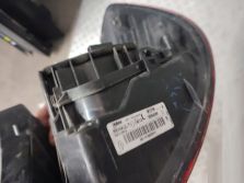 DACIA SANDERO II 2018 LAMPA LEWA TYL TYLNA LEWY