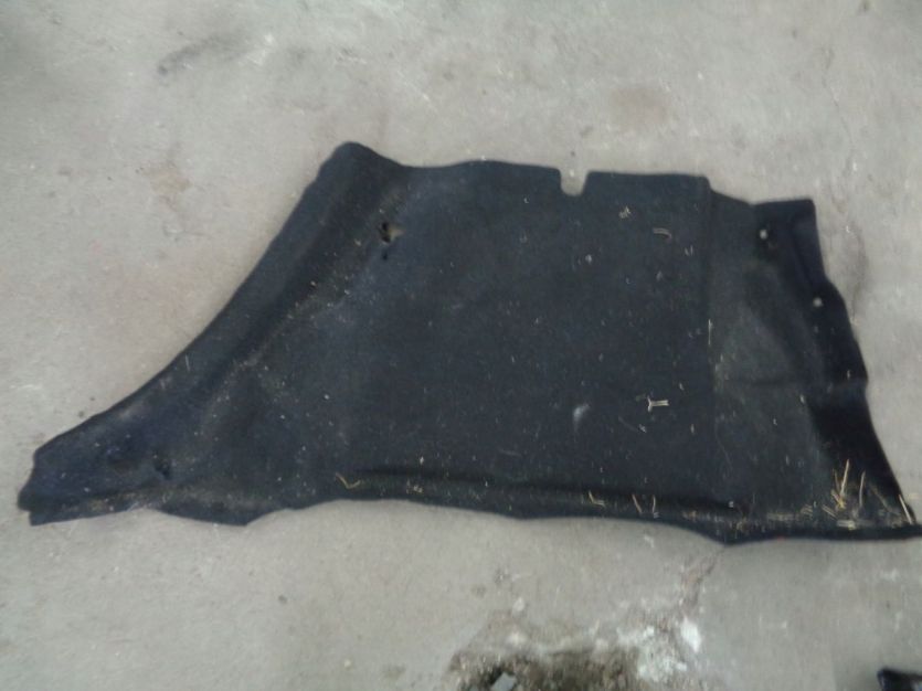 DACIA SANDERO II LIFT BOCZEK BAGAZNIKA PRAWY