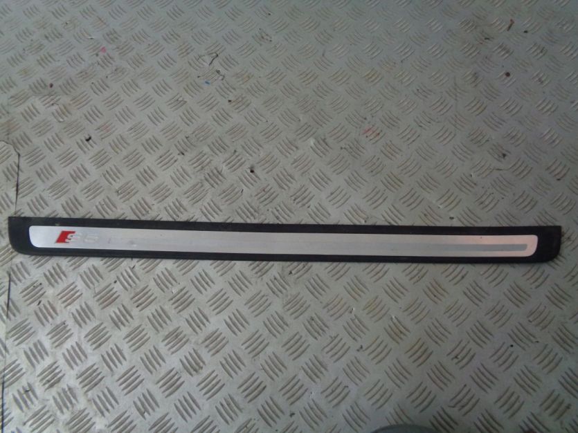 AUDI A5 8T LISTWA PROGOWA DRZWI PRAWA S 8T0853374