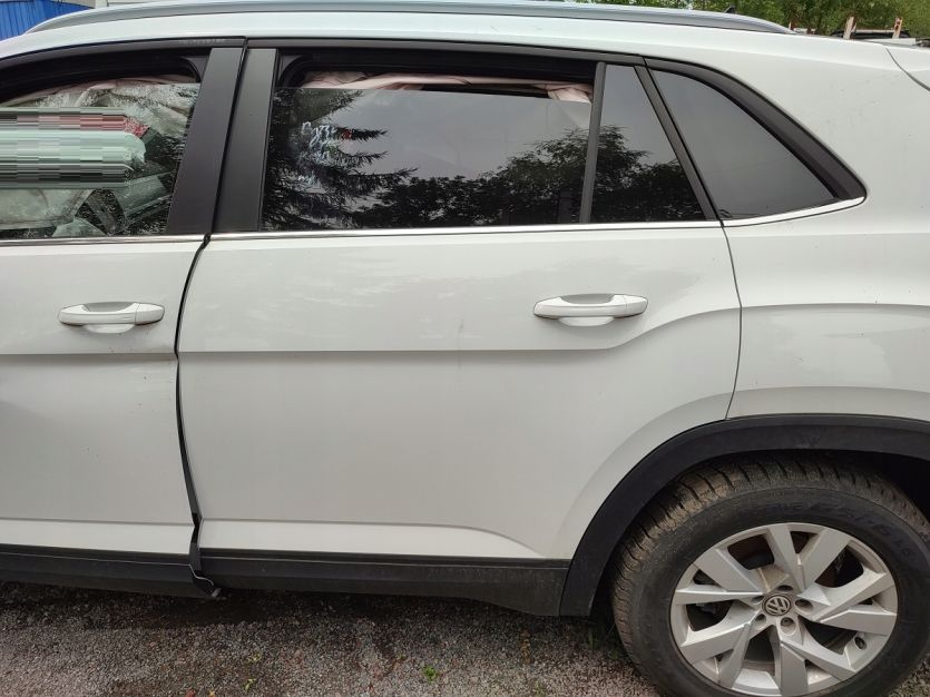 VW ATLAS CROSS LC9A DRZWI LEWE LEWY TYL TYLNE