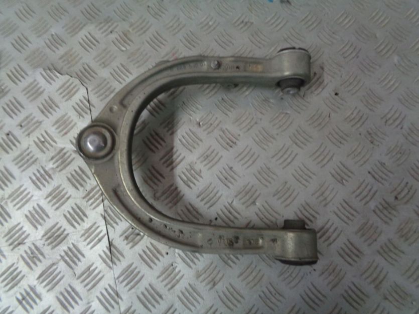 BMW 7 G11 G12 4.4 V8 WAHACZ PRAWY PRZOD GORNY GORA