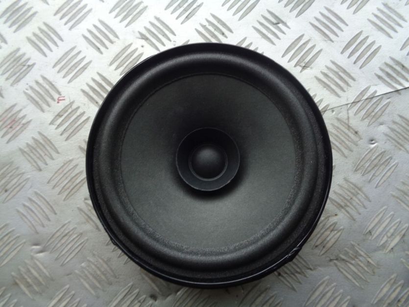 VW ATLAS CROSS GLOSNIK PRAWY TYL TYLNY 3CN035710
