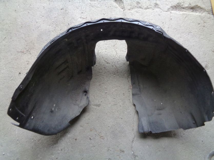 VOLVO V40 II LIFT NADKOLE PRAWE PRZOD 31265974
