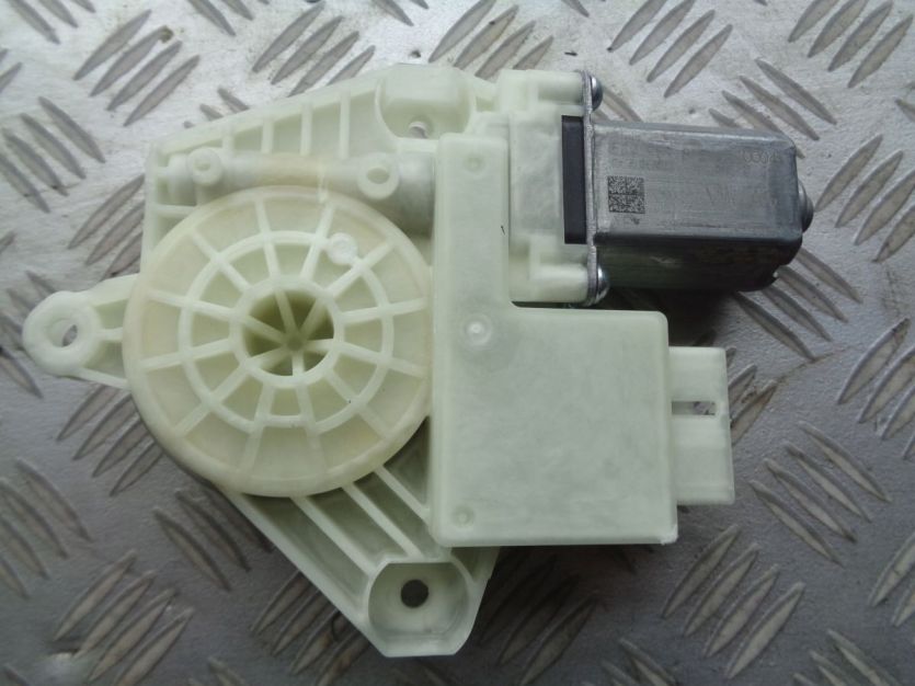VW ATLAS CROSS SILNICZEK SZYBY LEWY TYL 5Q4959812G