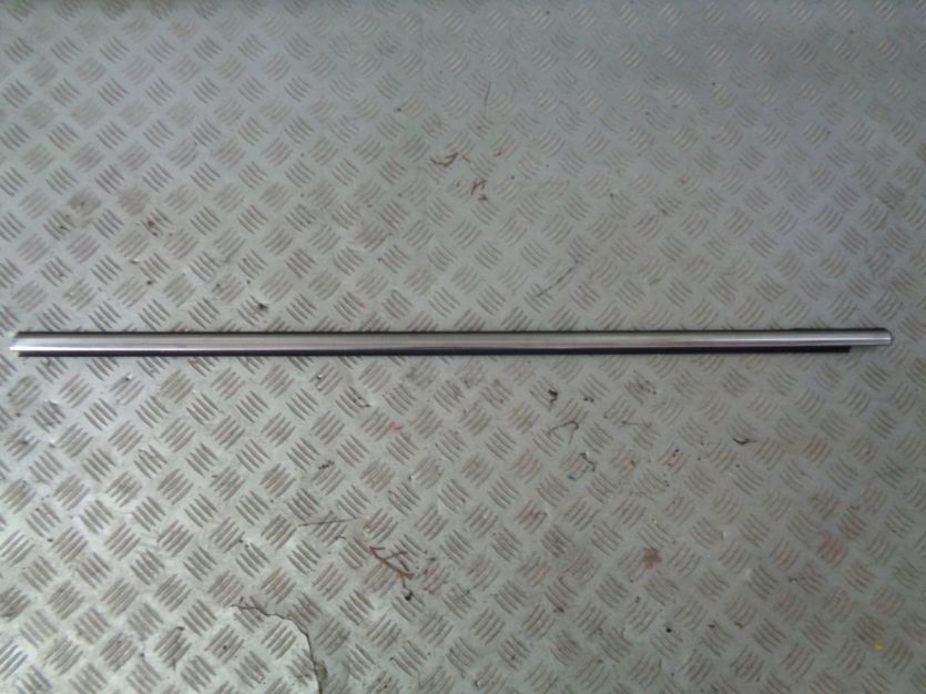 VW ATLAS CROSS LISTWA CHROM LEWA 3CN837475A