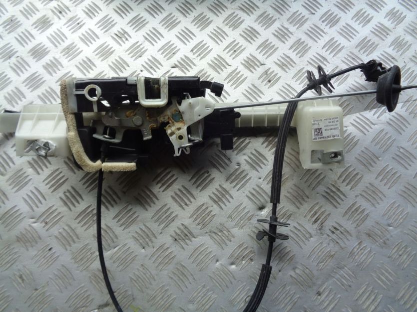 FORD F150 3.3 V6 ZAMEK DRZWI PRAWY PRZOD PRZEDNI