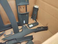 AUDI A8 D4 4H 2013 PODSUFITKA CZARNA SLUPKI OSLONY