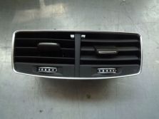 AUDI A8 D4 4H KRATKA NAWIEWU TYLNA 4H0819203B