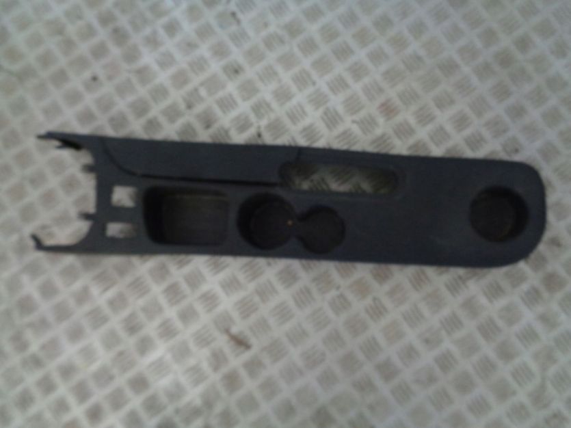 RENAULT CLIO IV PANEL TUNEL SRODKOWY KUBKI