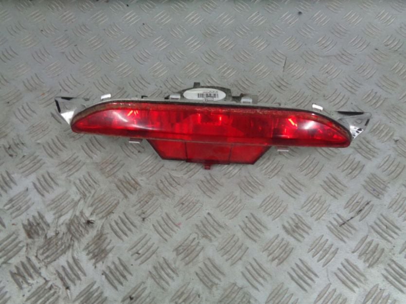PEUGEOT 208 LIFT LAMPA PRZECIWMGIELNA 9674308980