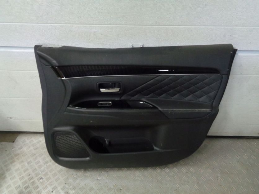 MITSUBISHI OUTLANDER III TAPICERKA DRZWI PRAWA PRZ