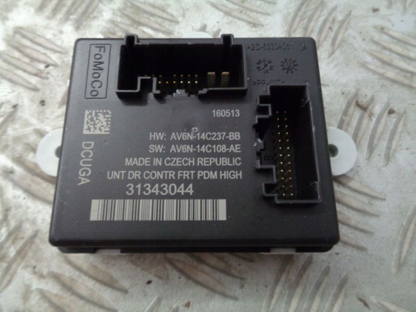 VOLVO V40 II MODUL STEROWNIK DRZWI 31343044