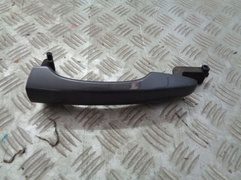 VOLVO V40 II KLAMKA DRZWI PRAWA TYL TYLNA