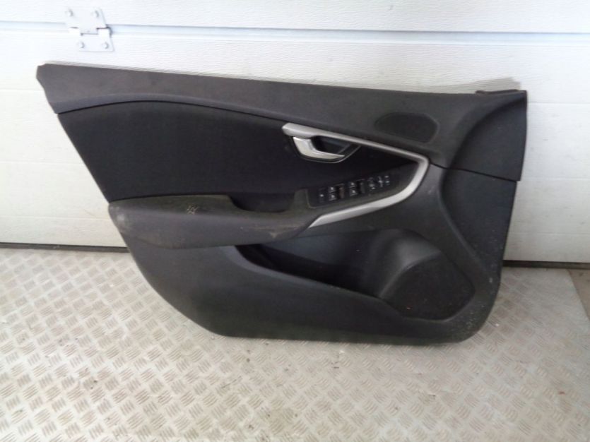 VOLVO V40 II TAPICERKA DRZWI LEWA PRZOD PRZEDNIA
