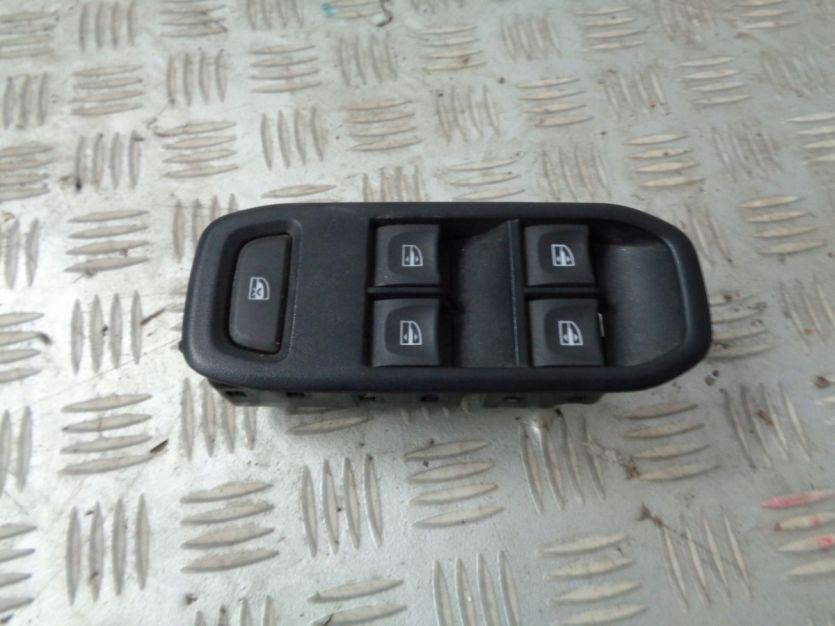 DACIA DUSTER II PRZELACZNIKI SZYB PANEL KIEROWCA