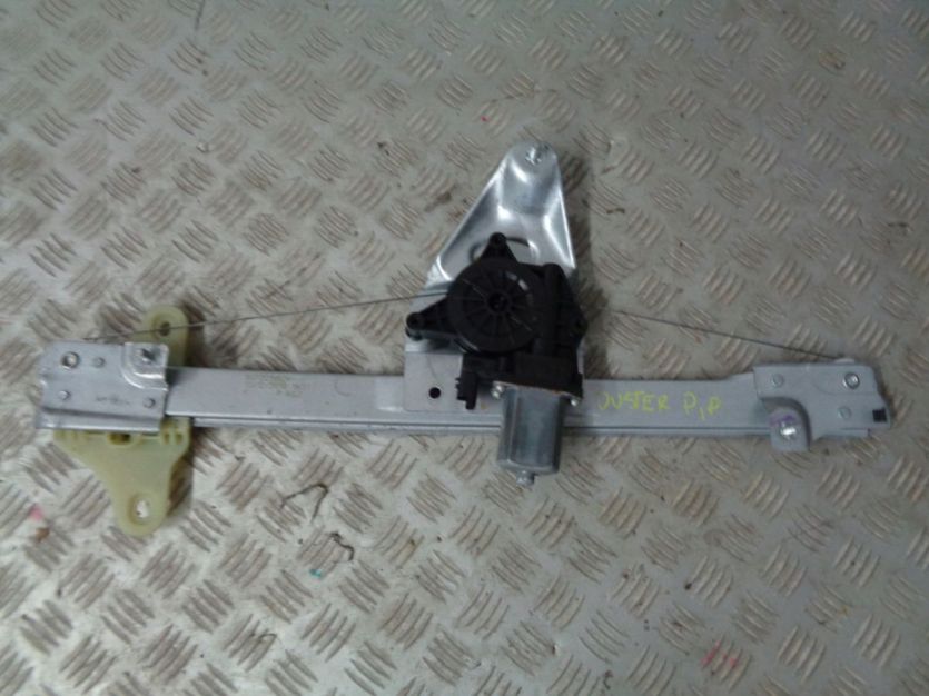 DACIA DUSTER II PODNOSNIK SZYBY PRAWY PRZOD PRZEDN