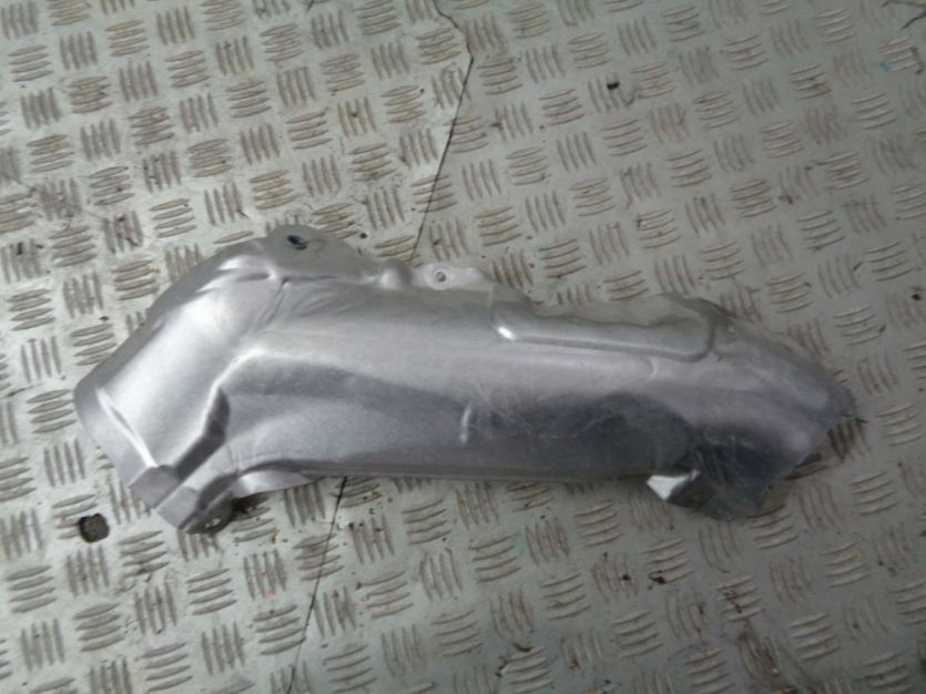 BMW 7 G11 G12 4.4 OSLONA TERMICZNA 8652464