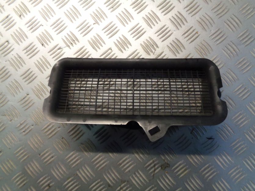 VW ATLAS CROSS KRATKA WLOTY POWIETRZA 5Q0815479