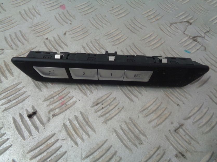 BMW 7 G11 G12 PANEL REGULACJI FOTELA PRAWY PRZOD