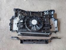 RENAULT MEGANE V 2022 E-TECH PAS PRZEDNI CHLODNICE