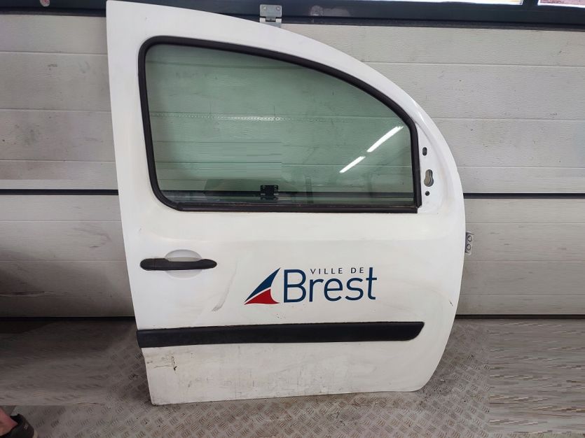 RENAULT KANGOO II 2015 DRZWI PRZOD PRZEDNIE PRAWE