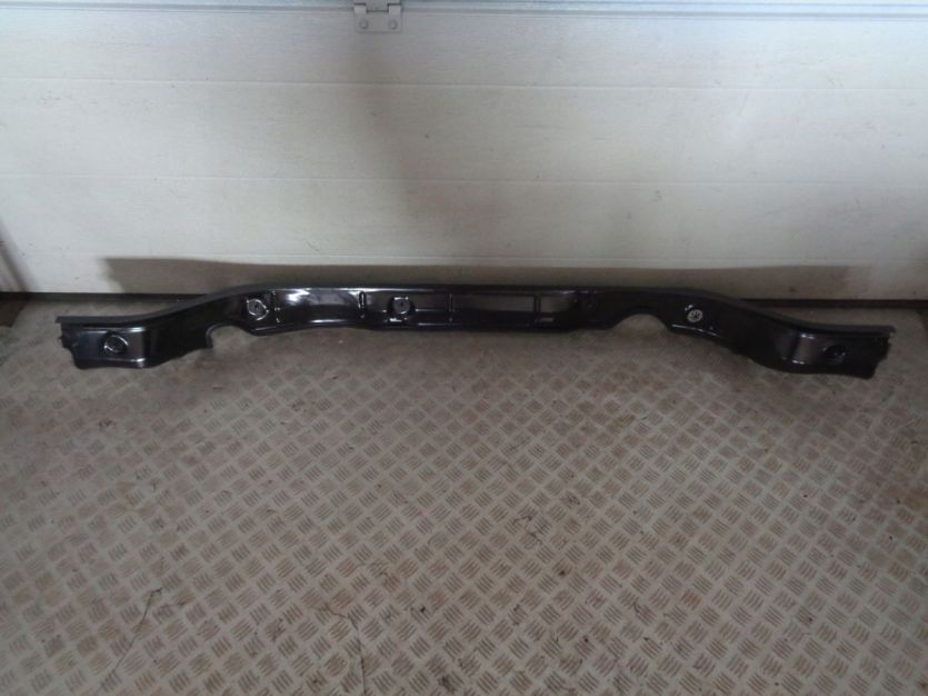 VW ATLAS CROSS BELKA CHLODNICY 3CM806239A