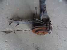 VOLVO V40 II LIFT ZWROTNICA PRAWA ZAWIESZENIE PRAWE TYL TYLNE