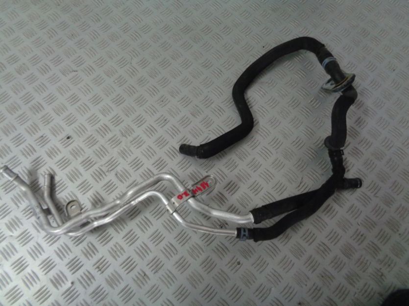 AUDI A8 D4 4H 3,0TFSI PRZEWOD WODY