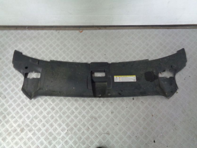 AUDI A8 D4 4H 3,0TFSI OSŁONA PASA PRZEDNIEGO