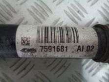 BMW X1 E84 2011 PÓŁOŚ LEWA LEWY PRZÓD PRZEDNIA