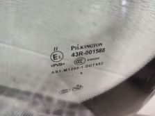 LAND ROVER RANGE III L322 2009 LIFT SZYBA PRZOD PRZEDNIA GRZANA