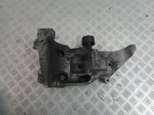 BMW X1 E84 2011 ŁAPA WSPORNIK ALTERNATORA
