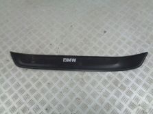 BMW X1 E84 LISTWA PROGU LEWA