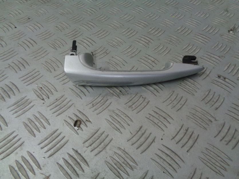 BMW E46 CABRIO 2.0CD KLAMKA ZEWNĘTRZNA PRAWA PRAWY PRZÓD PRZEDNIA