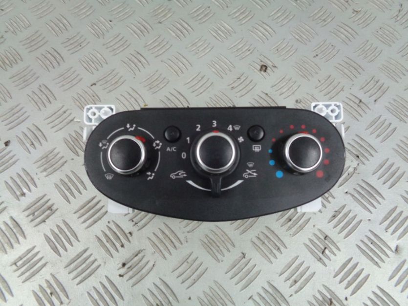 DACIA SANDERO II LIFT 2019 PANEL KLIMATYZACJI