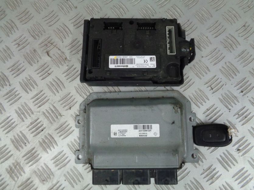 DACIA SANDERO II LIFT 2019 KOMPUTER STEROWNIK SILNIKA 237109612R