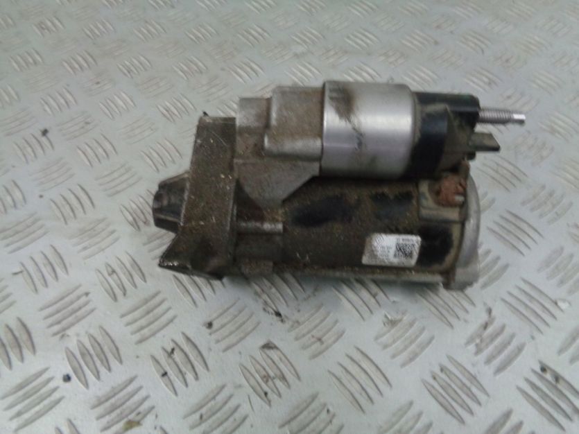 DACIA SANDERO II LIFT 2019 ROZRUSZNIK 233002596R