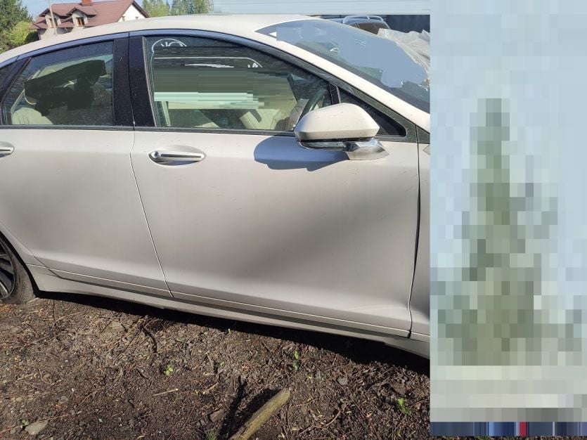 LINCOLN MKZ 2019 DRZWI PRAWE PRAWY PRZOD PRZEDNIE
