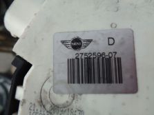 MINI COOPER R56 2010 ZAMEK DRZWI PRAWYCH PRAWY PRZÓD PRZEDNICH 7PIN 2752596