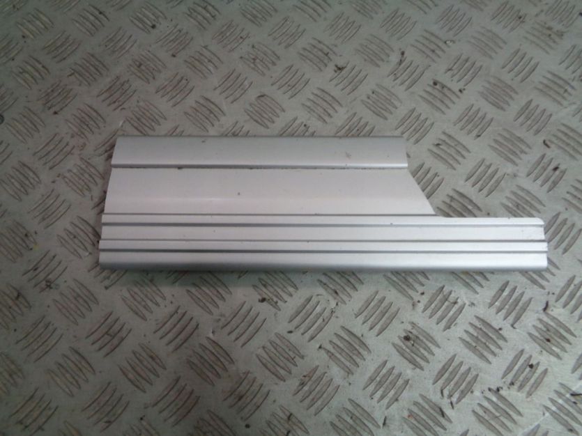 LAND ROVER RANGE III L322 2009LIFT OSŁONA PROGU LEWY TYŁ 7H42-113A11-AA