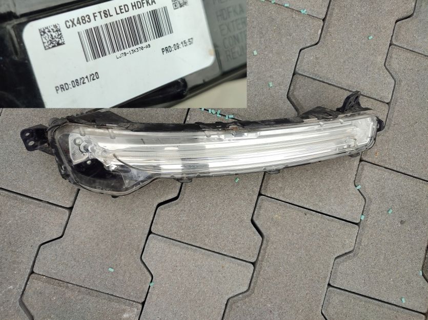 LINCOLN CORSAIR 2021 LAMPA KIERUNKOWSKAZ LED PRAWY PRAWA ZDERZAKA