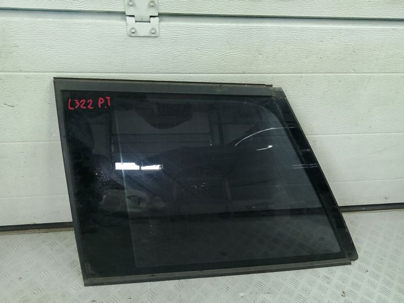 LAND ROVER RANGE III L322 2009 LIFT SZYBA LEWA TYL TYLNA 43R-001582