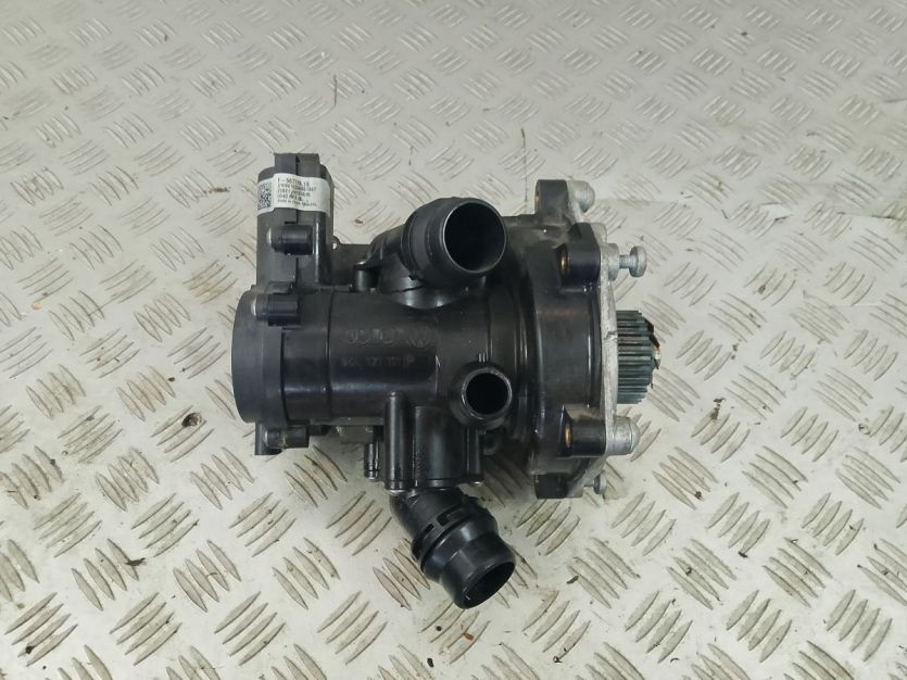 AUDI Q3 2021 DSNA DSN 2.0TFSI TSI TERMOSTAT POMPA WODY 06L121111P