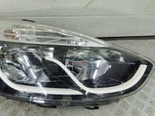 RENAULT CLIO IV 4 2014 LAMPA PRAWY PRZÓD PRAWA PRZEDNIA 260108078R